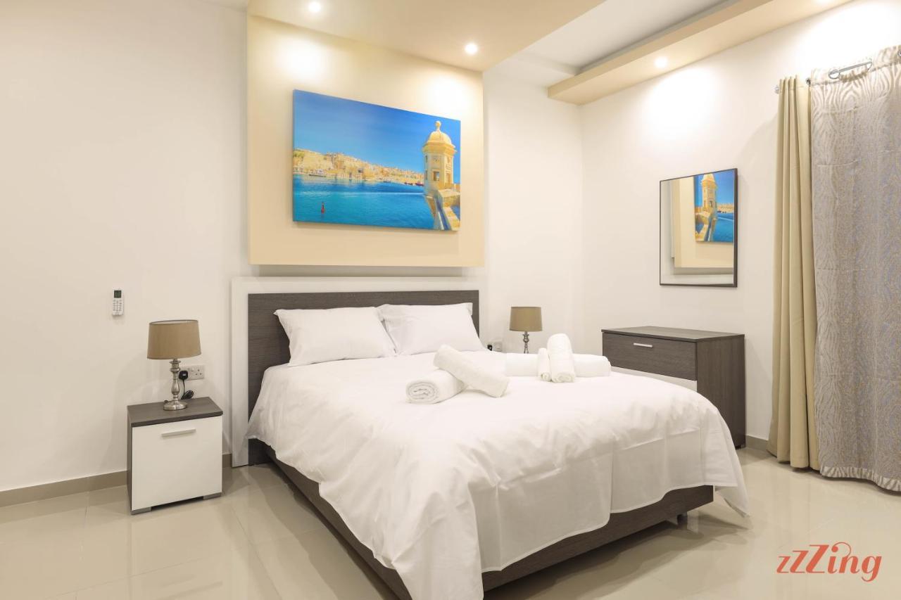 Luxurious Duplex Seafront Apt W Amazing Sea Views Birżebbuġa エクステリア 写真