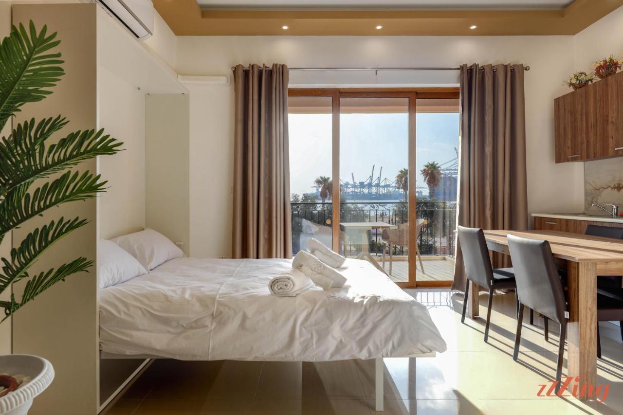 Luxurious Duplex Seafront Apt W Amazing Sea Views Birżebbuġa エクステリア 写真